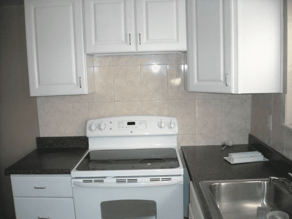 Staten Island Apartment: 100 Furness Pl