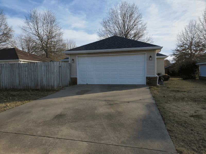 Fayetteville House: 5642 Fountain St