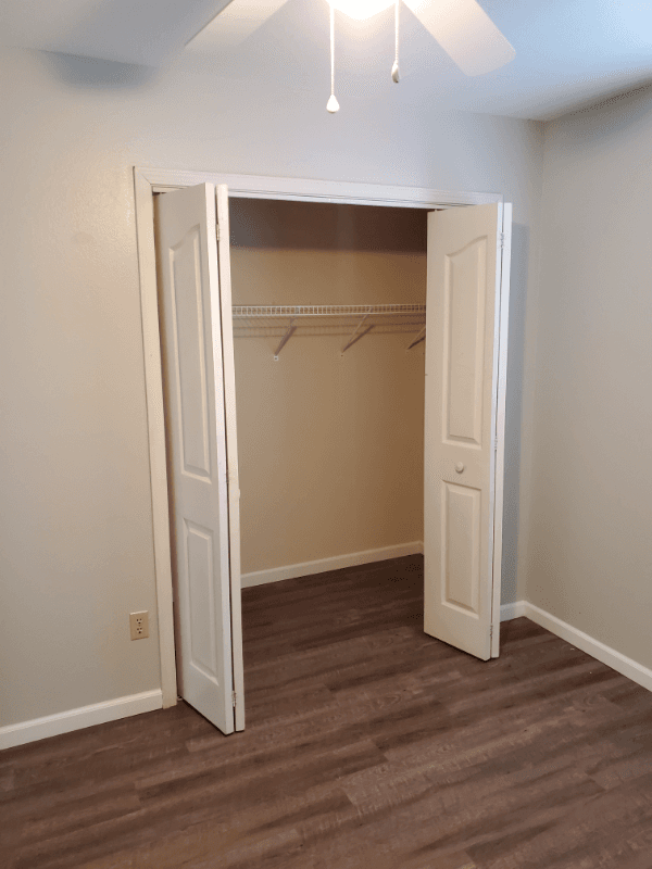 Fayetteville House: 5642 Fountain St