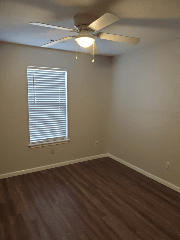 Fayetteville House: 5642 Fountain St