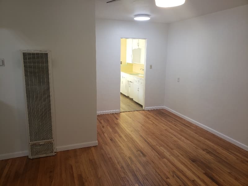 San Diego Apartment: 27th St