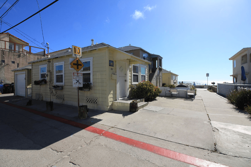 San Diego House: 711 Seagirt Ct