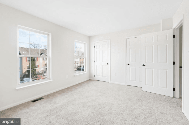 Elkton Townhome: 100 Mike Court