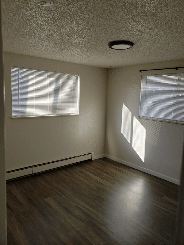 Longmont Apartment: 2 Ash Ct