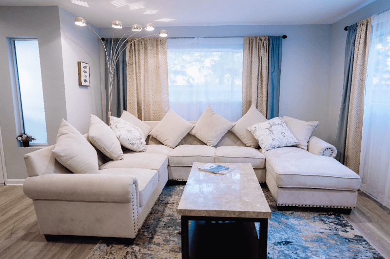 North Hollywood Townhome: 11153 Morrison St