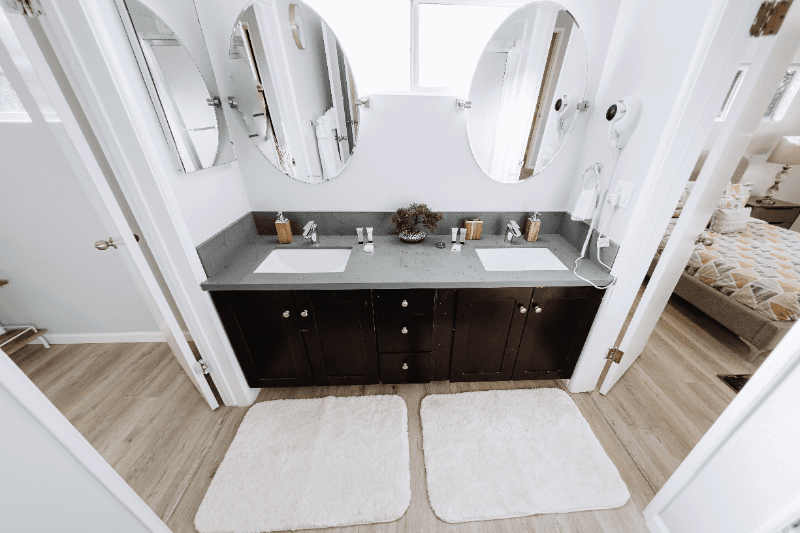 North Hollywood Townhome: 11153 Morrison St