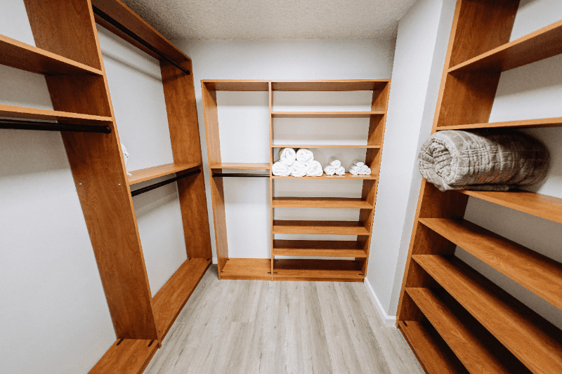 North Hollywood Townhome: 11153 Morrison St