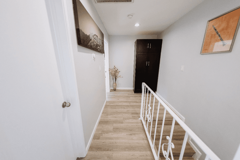 North Hollywood Townhome: 11153 Morrison St