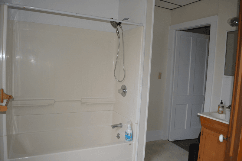 Sauquoit Apartment: 3329 Mohawk St