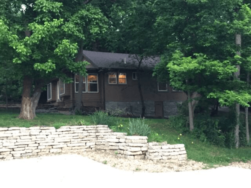 Fayetteville House: 533 west center street
