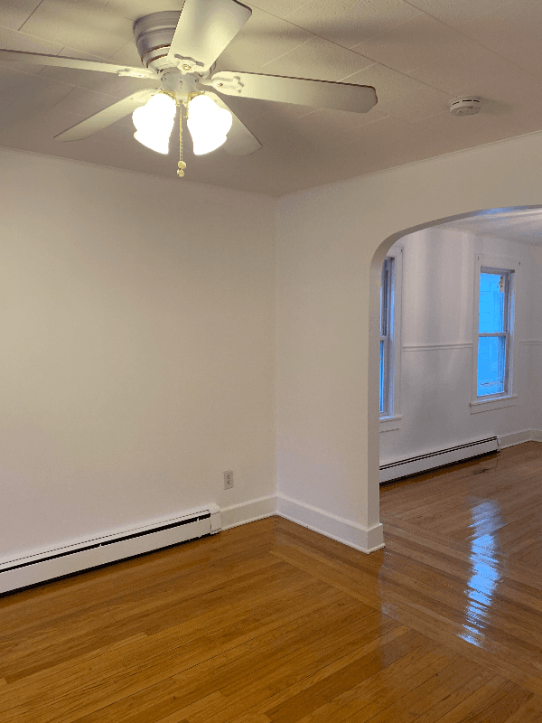 Albany House: 30 Austain Ave