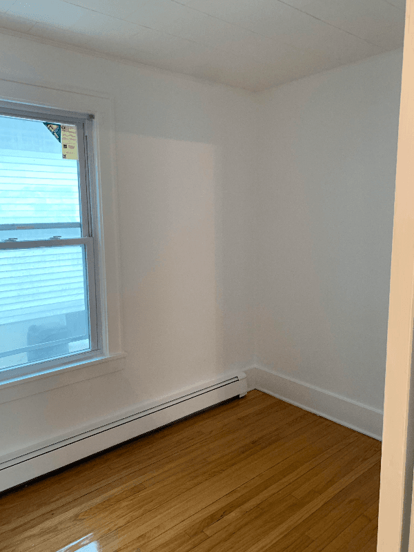 Albany House: 30 Austain Ave