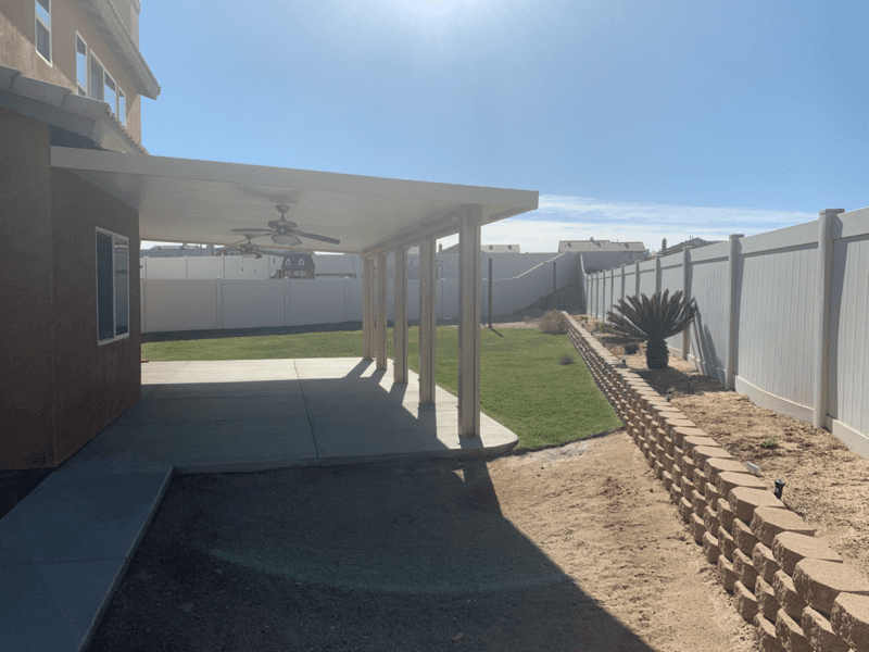 Victorville House: 13558 Deluvina Ct
