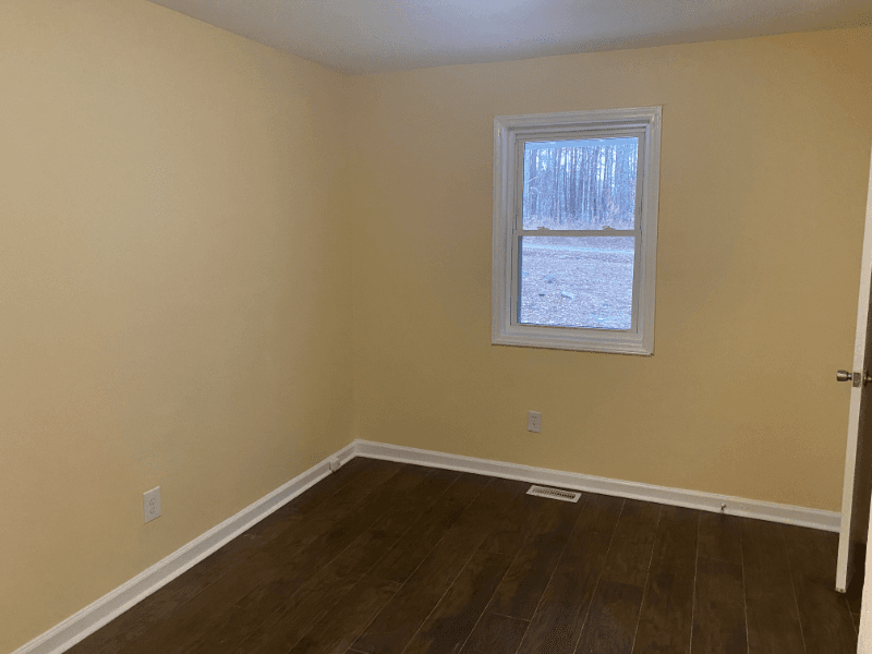 Raleigh House: 4216 Dunn Dr