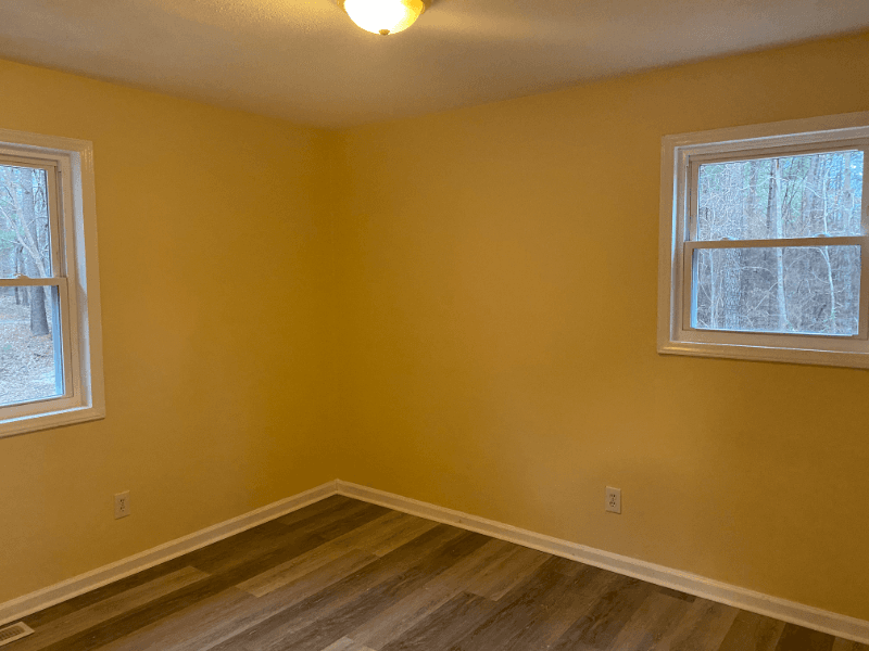 Raleigh House: 4216 Dunn Dr