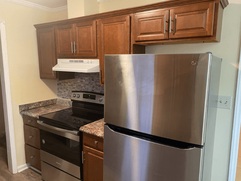 Raleigh House: 4216 Dunn Dr