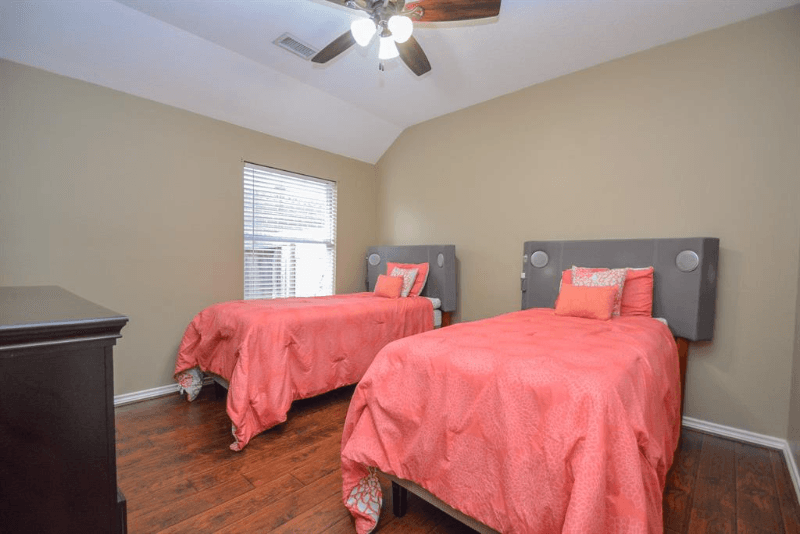 Katy House: 4914 Surrey Park Cir