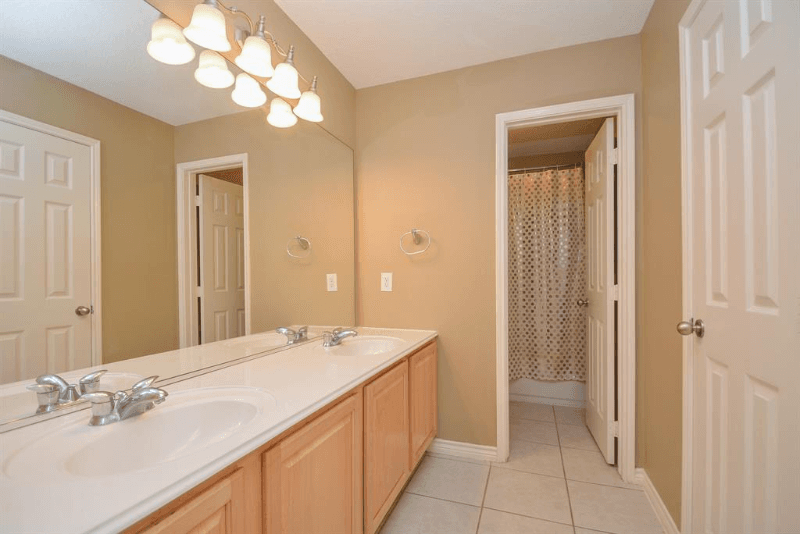 Katy House: 4914 Surrey Park Cir