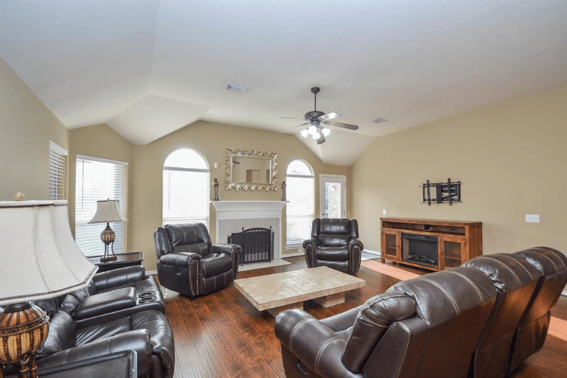 Katy House: 4914 Surrey Park Cir