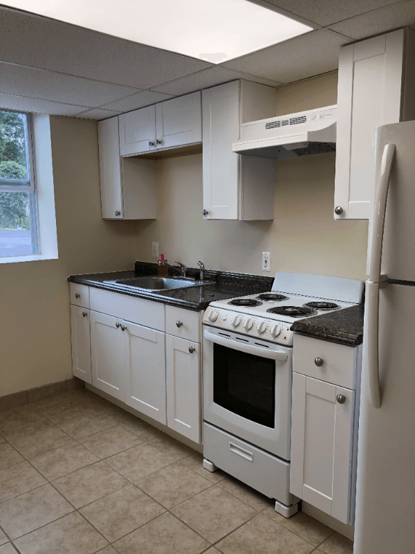 Yale Apartment: 420 North St