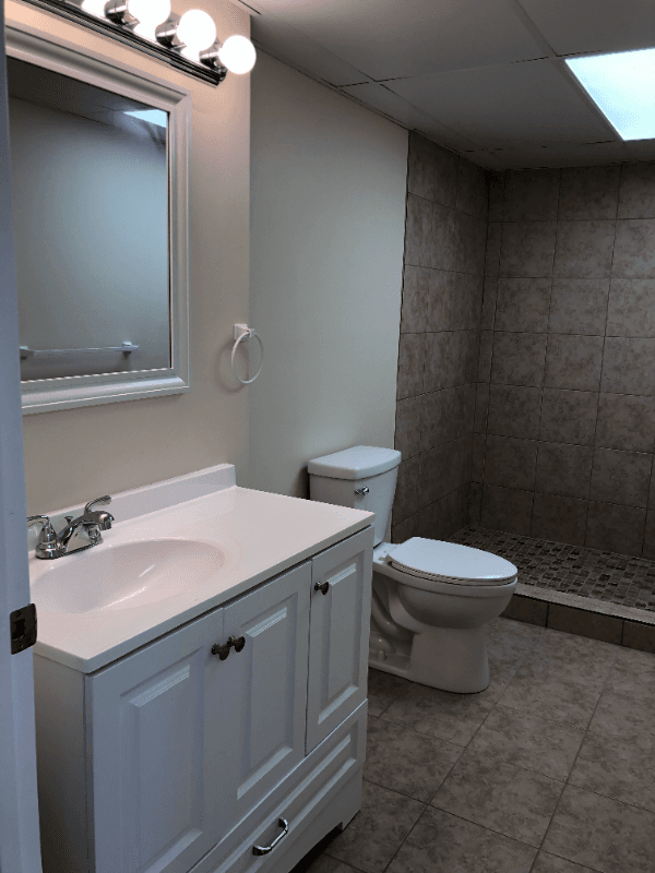 Yale Apartment: 420 North St