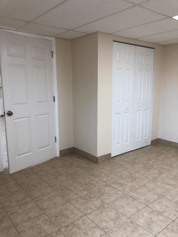 Yale Apartment: 420 North St