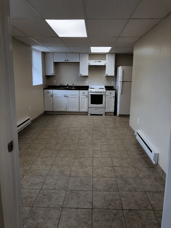 Yale Apartment: 420 North St
