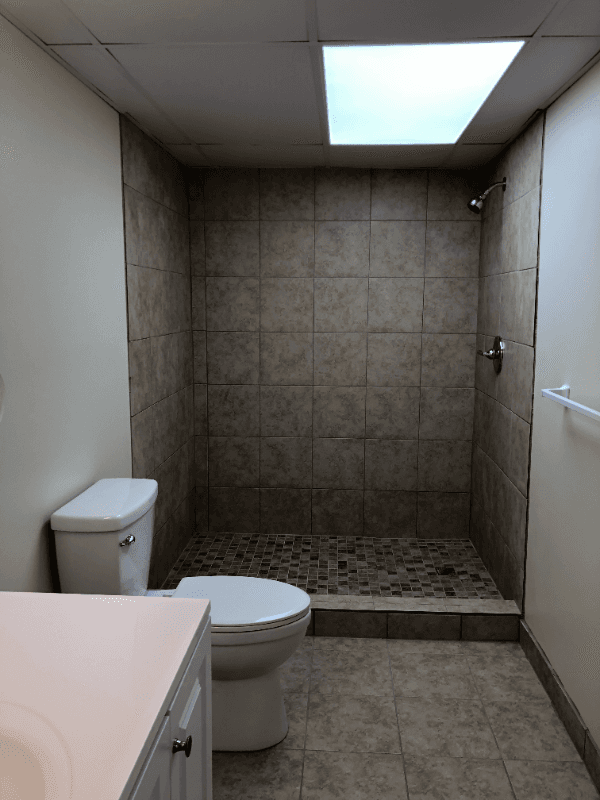 Yale Apartment: 420 North St