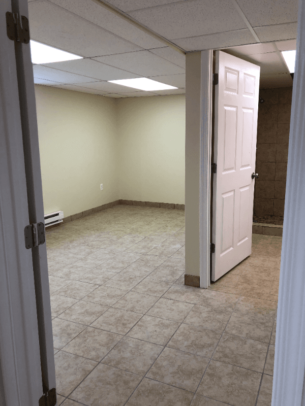 Yale Apartment: 420 North St