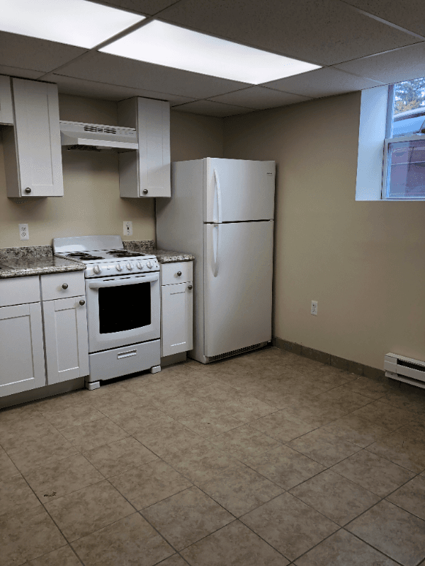 Yale Apartment: 420 North St