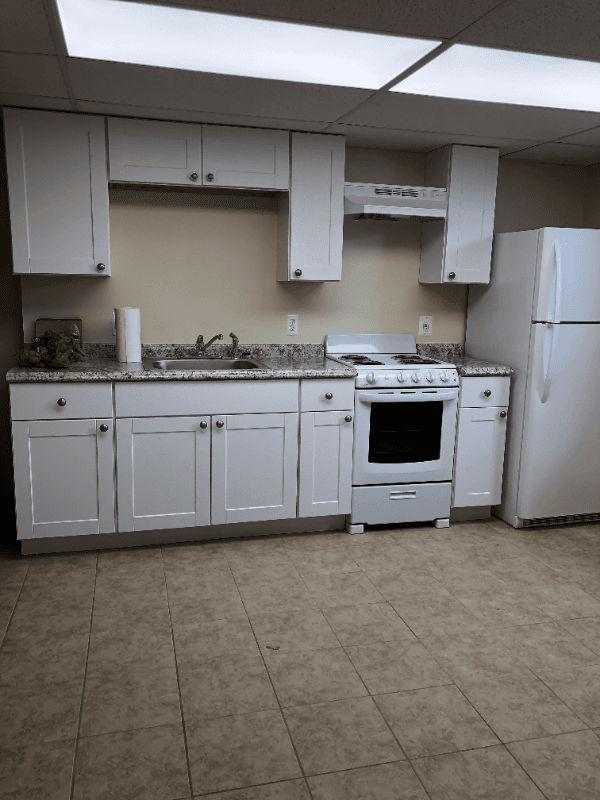 Yale Apartment: 420 North St