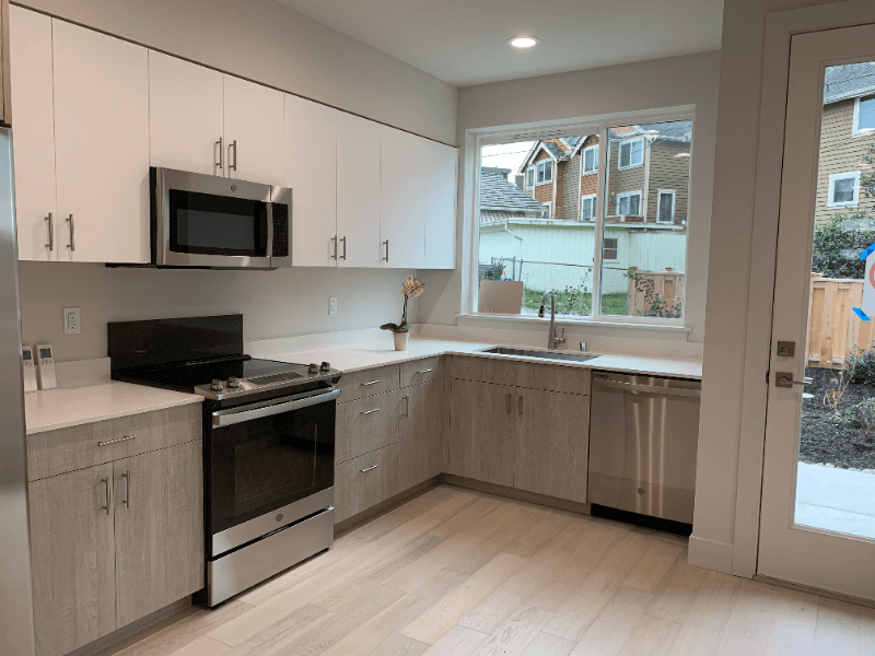 Seattle Townhome: 10162 Holman Rd NW