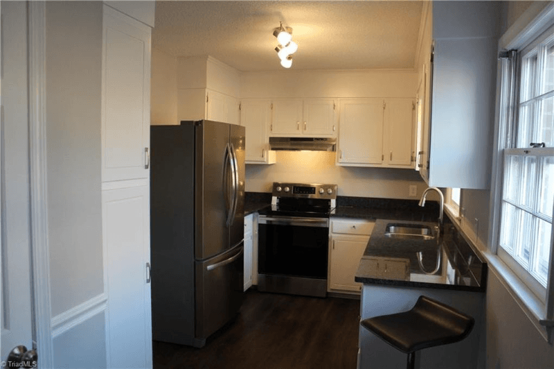 Winston Salem Townhome: 121 Charlestowne Cir