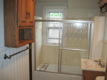 Winona Apartment: 266 1/2 W Sanborn St