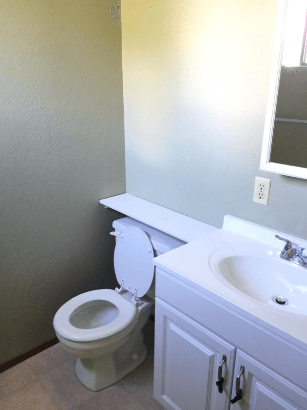Kirkland Apartment: 9032 NE Juanita Dr