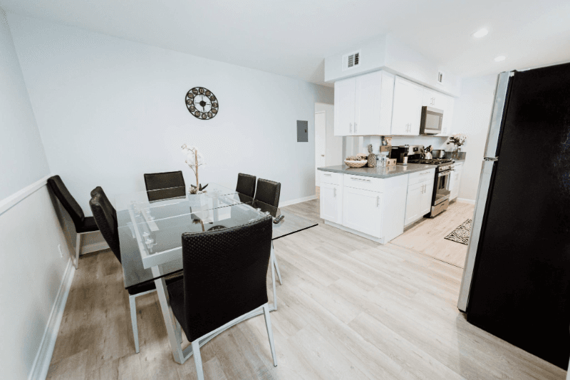 NORTH HOLLYWOOD Townhome: 11153 ½ MORRISON ST