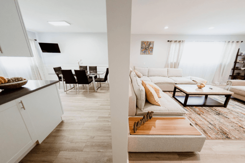 NORTH HOLLYWOOD Townhome: 11153 ½ MORRISON ST