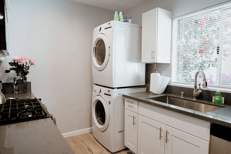 NORTH HOLLYWOOD Townhome: 11153 ½ MORRISON ST