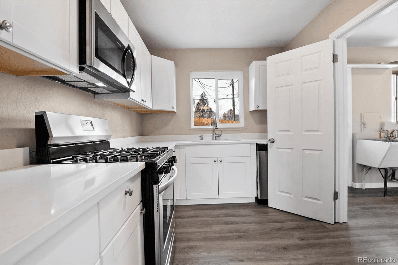 Denver Condo: 2301 Newport St