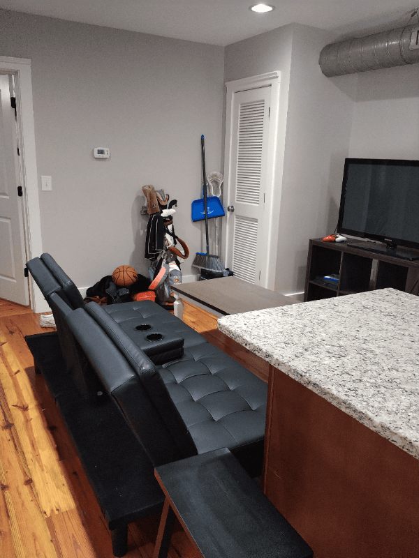 Charleston Apartment: 15 Sires St