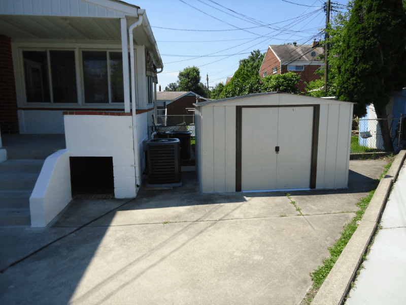 Baltimore Townhome: 333 Elinor Avenue