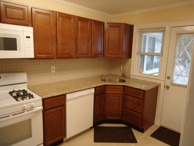 Baltimore Townhome: 333 Elinor Avenue