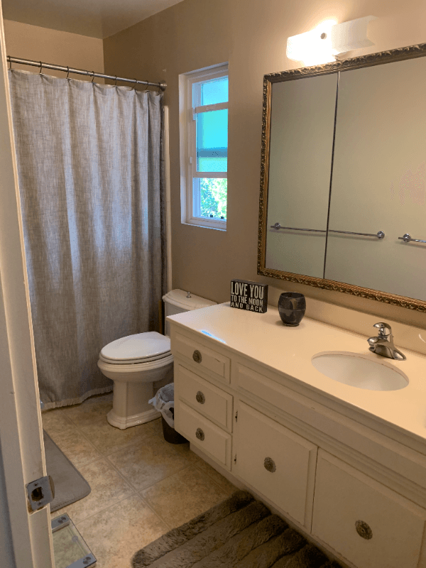 Alpine House: 1925 Oak View Rd
