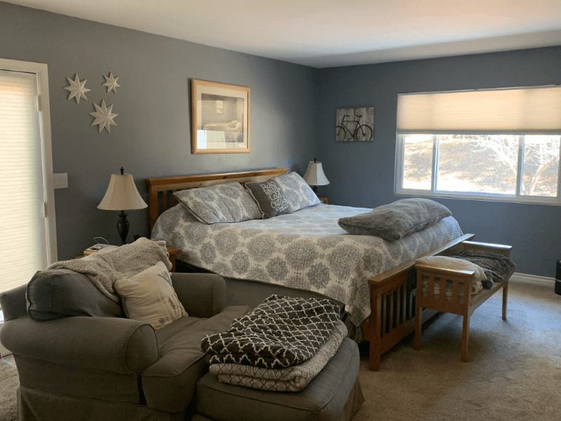 Alpine House: 1925 Oak View Rd