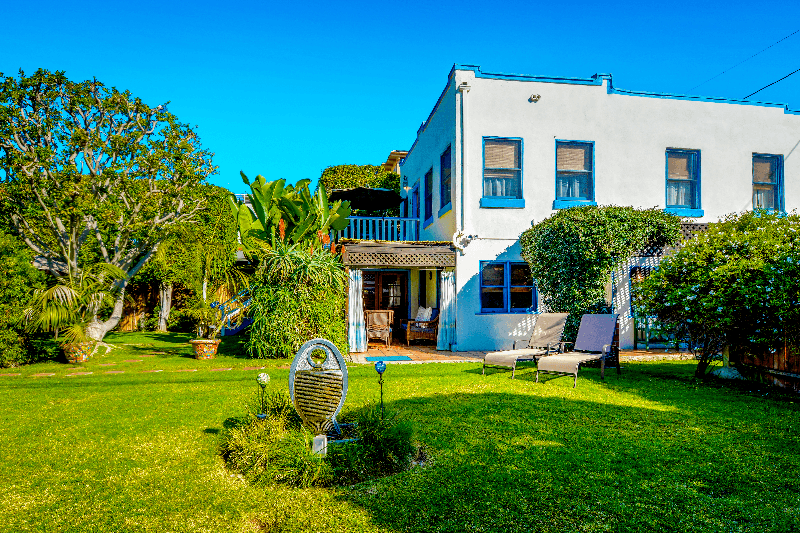 Venice Apartment: 12 S Venice Blvd