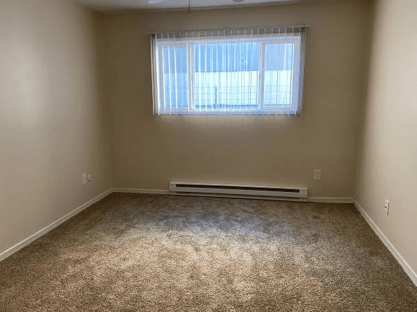 PORTLAND Apartment: 1940 S.E. 80th Ave