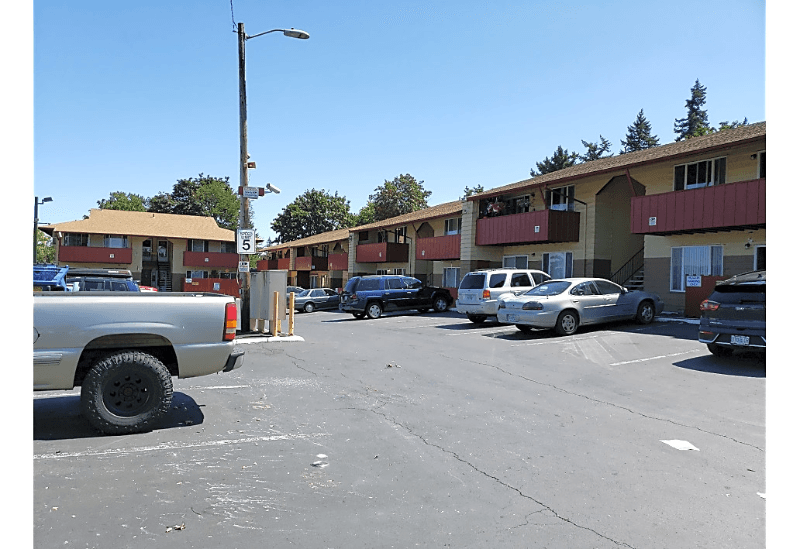 Gresham Apartment: 1210 N.E. 181st Ave.