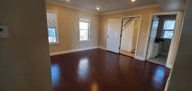Worcester Apartment: 9 Bluff Street