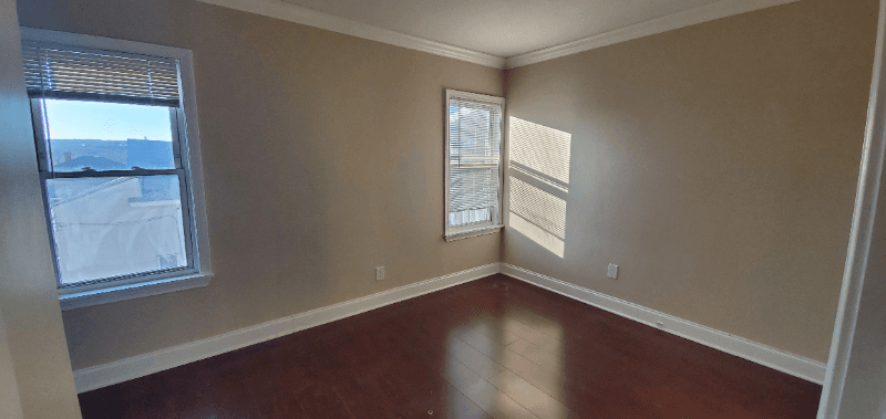 Worcester Apartment: 9 Bluff Street