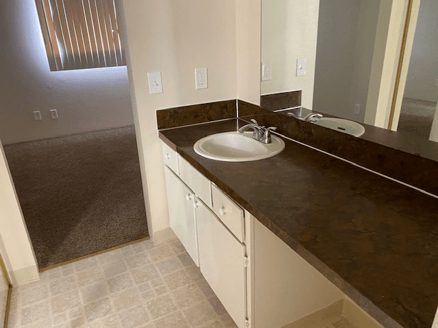 Portland Apartment: 16964 SE Stark St